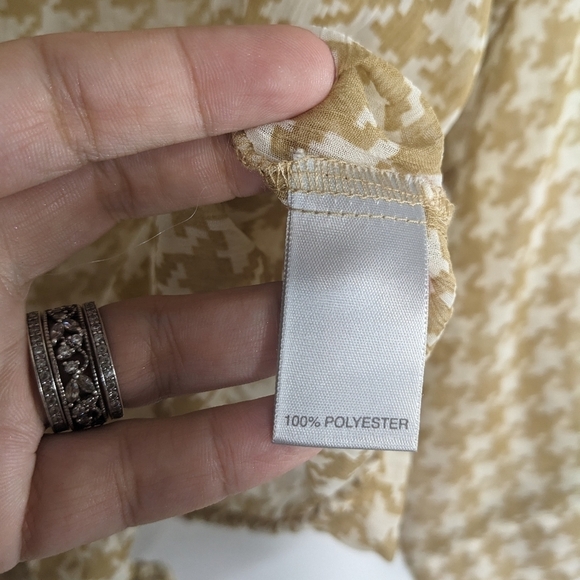 AVENUE Sheer Houndstooth Tie Front Long Sleeve Shirt - Picture 8 of 9